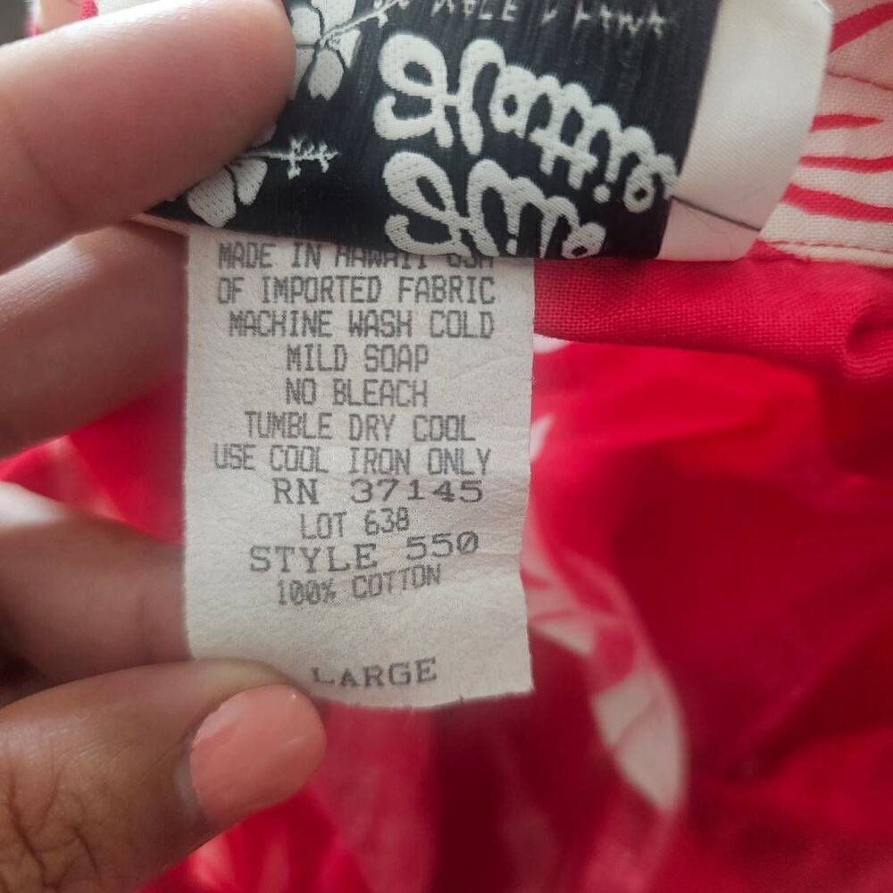 Vintage Hilo Hattie Hawaiian Shirt Large Red Floral - Picture 6 of 7